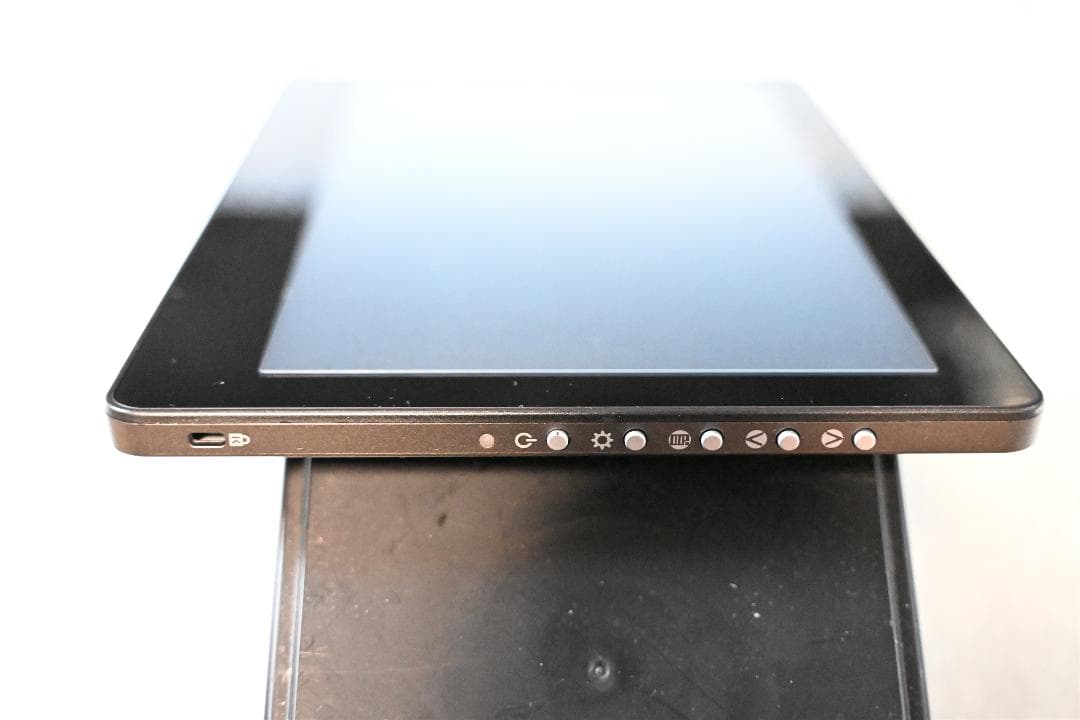 GeChic On-Lap 1102I モバイルモニター タッチパネル