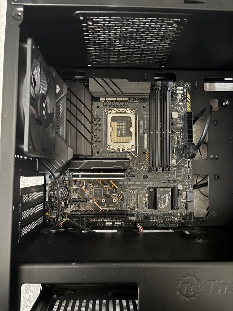 ASUS マザーボードb660m plus d4＋おまけPCケース