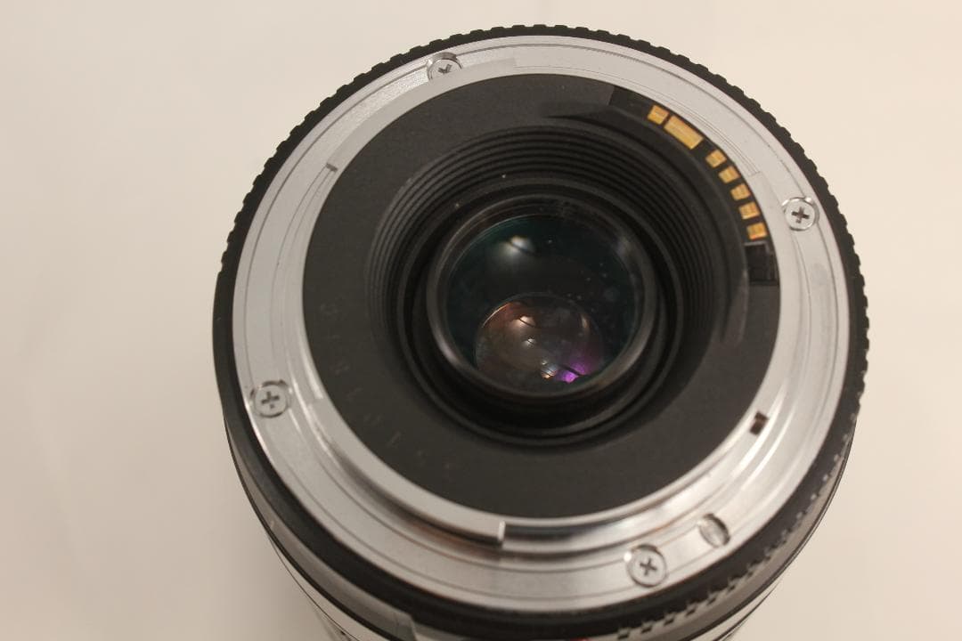 CANON EF 75-300m F4-5.6 レンズキャップ・フィルタ付き