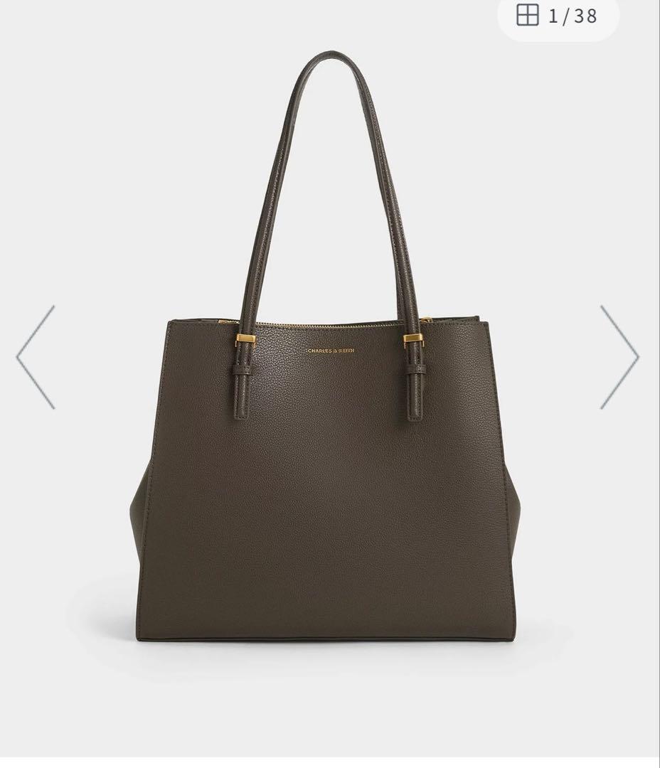 CHARLES&KEITHビジネスバッグ