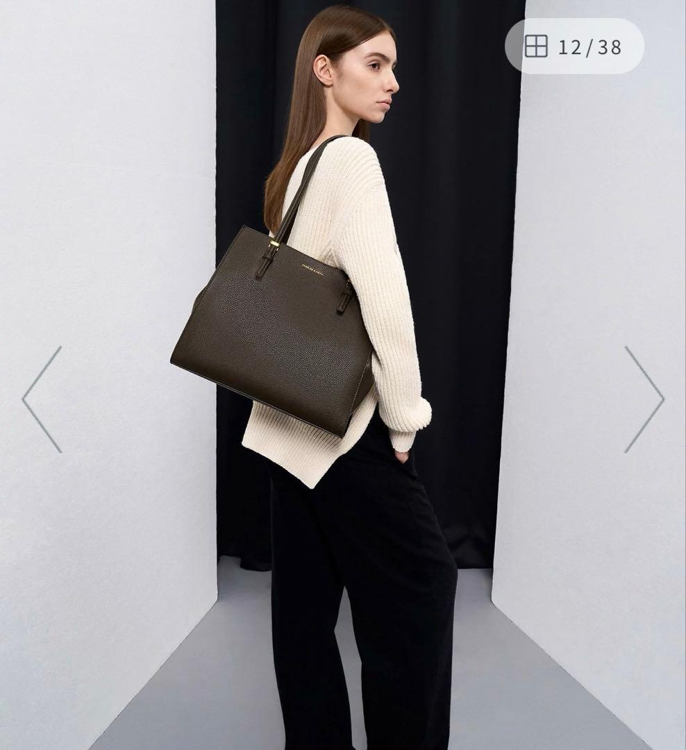 CHARLES&KEITHビジネスバッグ