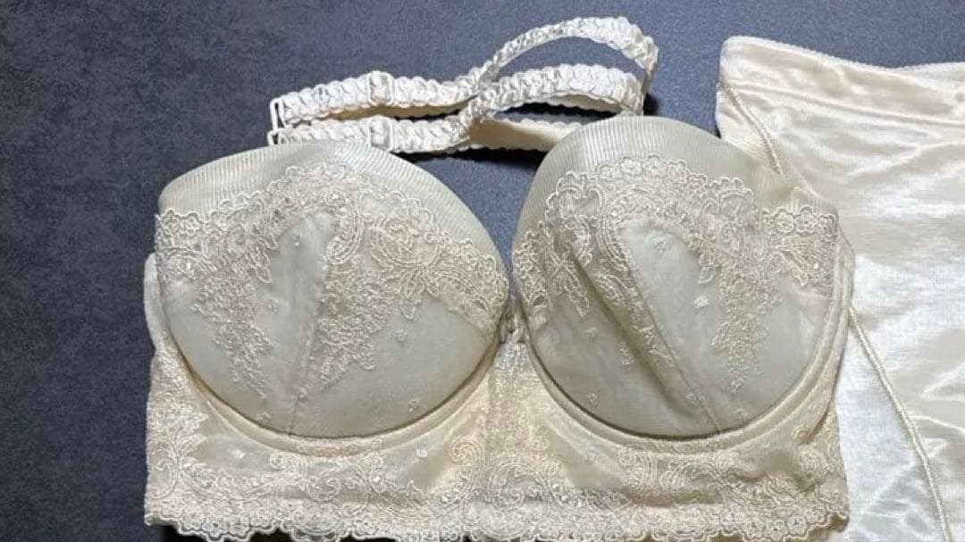 フォーシスアンドカンパニー E70ブライダルインナーセット ウェディング