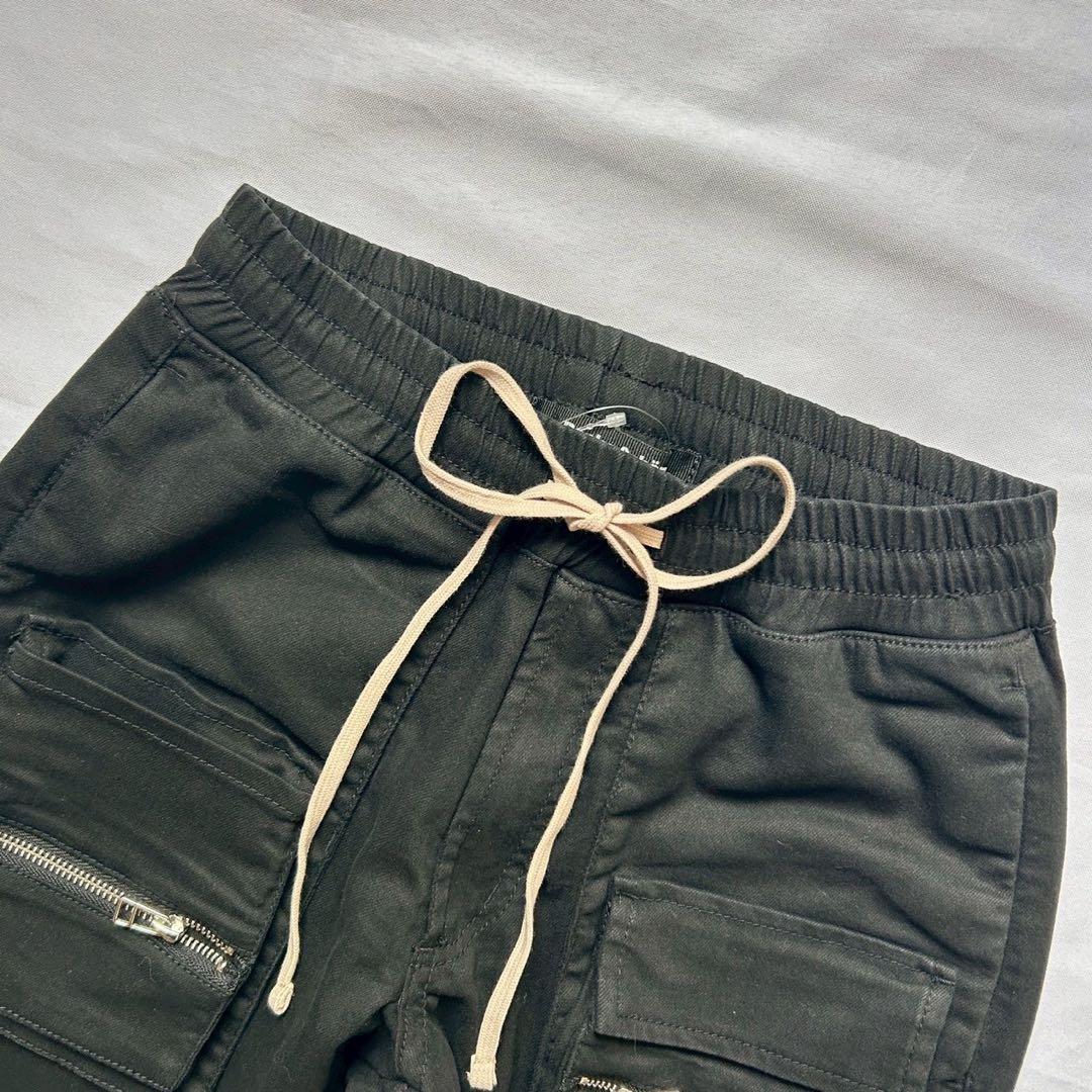 タグ付き　ダンケシェーン　カーゴパンツ　フラップポケット　ブラック　【28】S