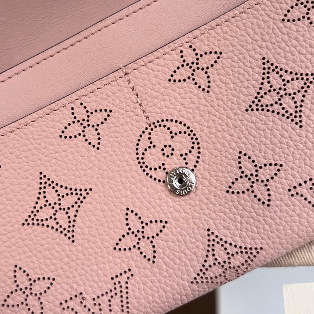 【未使用品】ルイヴィトン　ポルトフォイユ・イリス　マヒナ　マグノリア