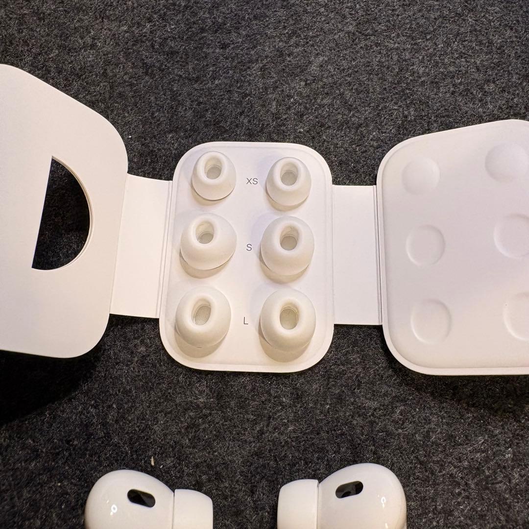 AirPods Pro 2 本体 ホワイト　A2698 左右セット