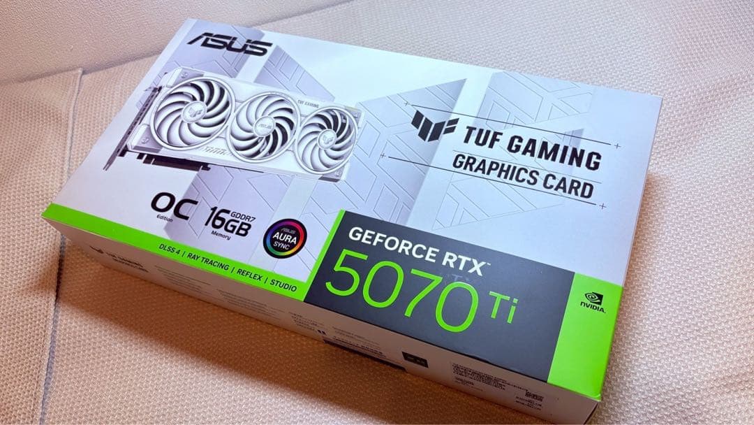 【希少白】ASUS TUF Gaming GeForce RTX5070Ti W