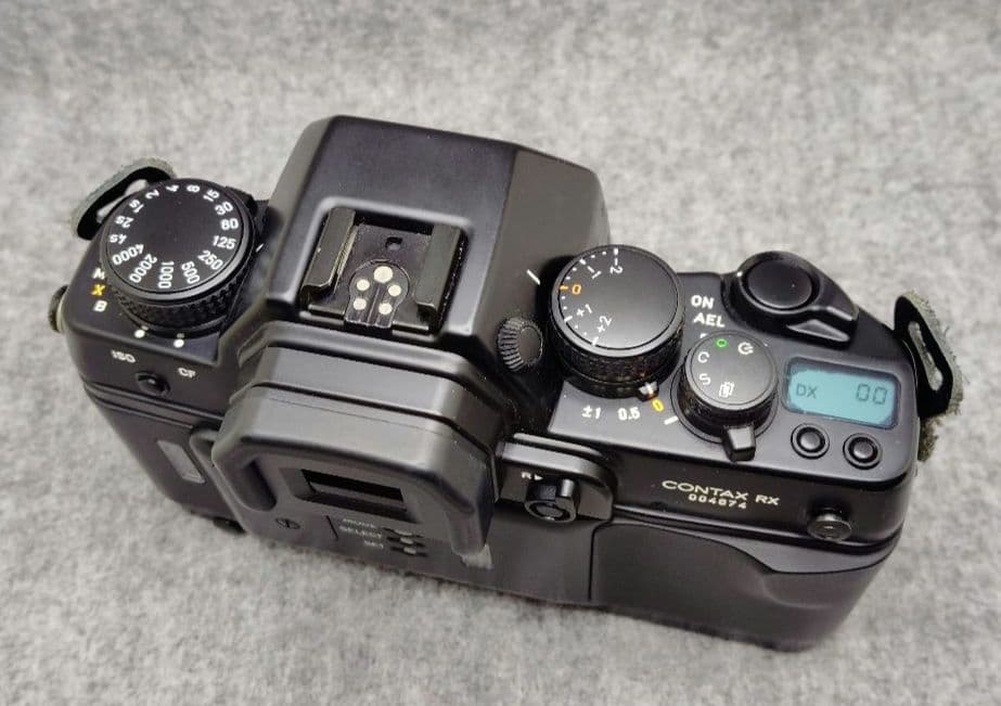 CONTAX RX ボディー　　フィルムカメラ
