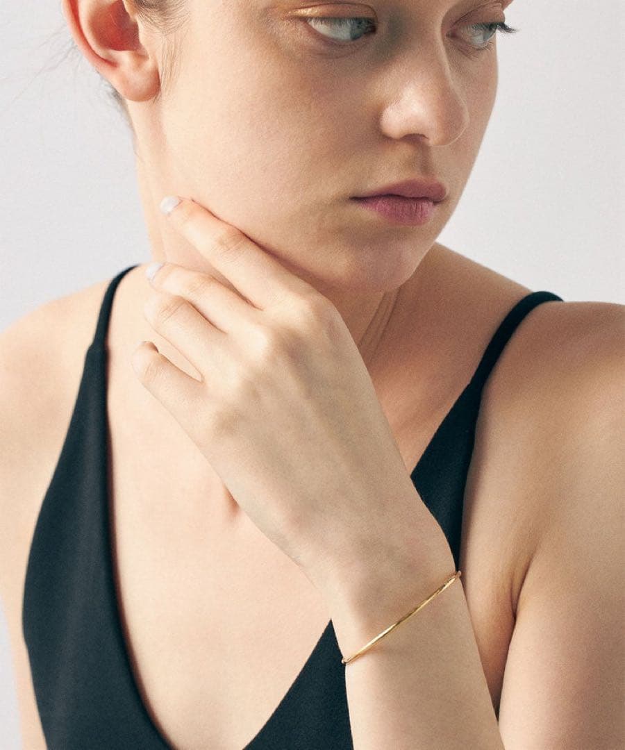 もか様⭐︎ete オブジェ シン バングル S イエローゴールド