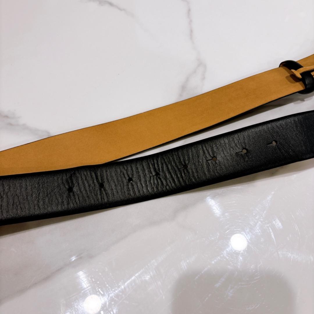 【極美品✨】希少✨ MaxMara マックスマーラ　ベルトレザー Mロゴ ベルト