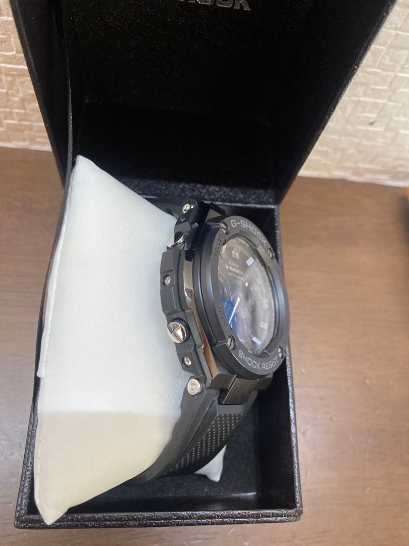 【極美品】CASIO G-SHOCK　GST-W100G-1BJF 電波ソーラー