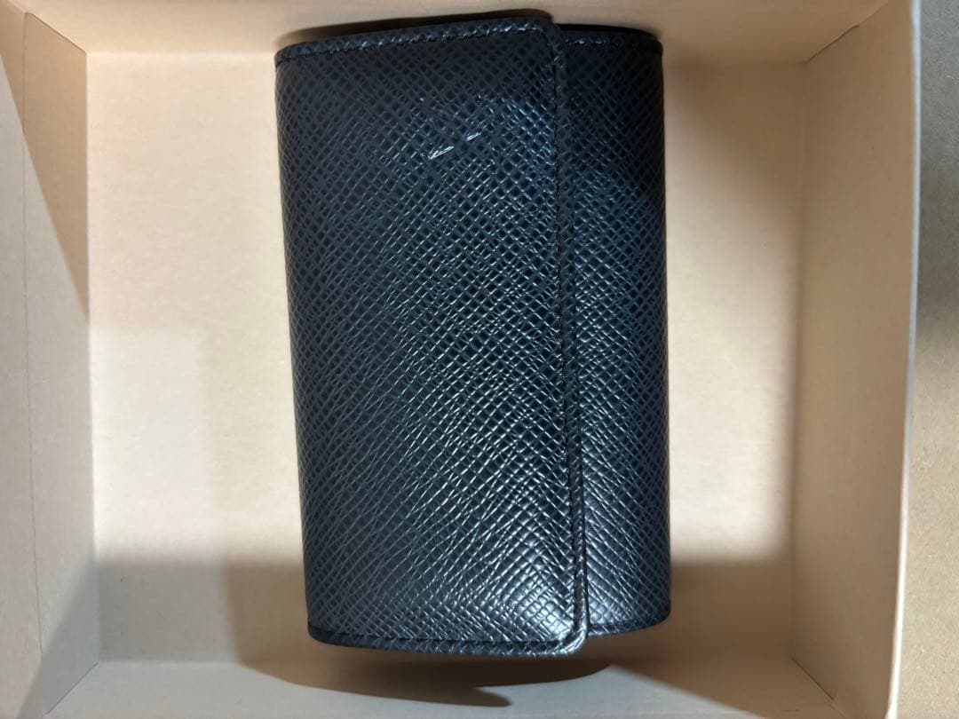 Y*様 Louis Vuitton ブラック キーケース