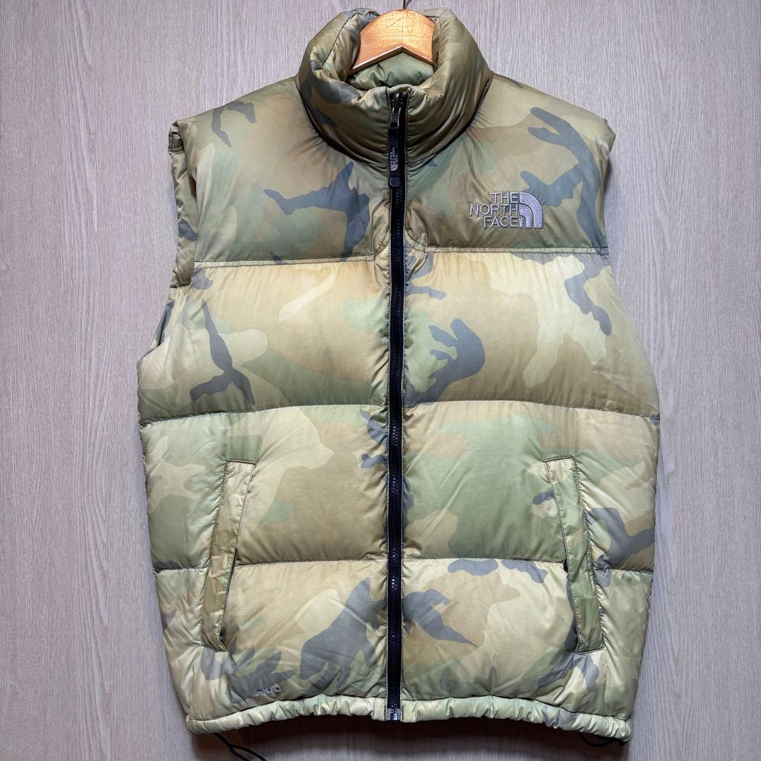 ザノースフェイス☆ダウンベスト　Ｍ　迷彩柄　ヌプシ