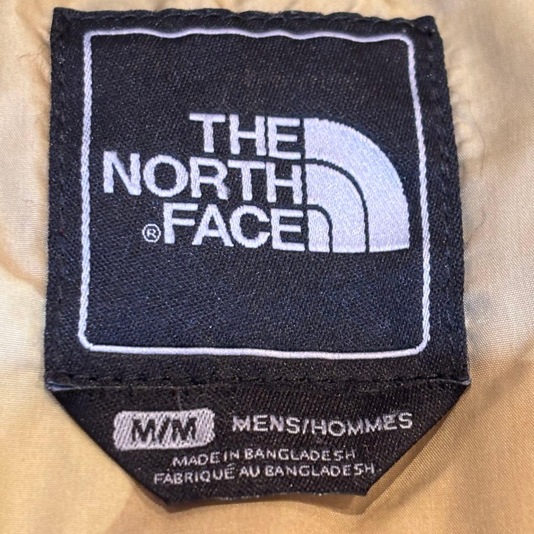 ザノースフェイス☆ダウンベスト　Ｍ　迷彩柄　ヌプシ