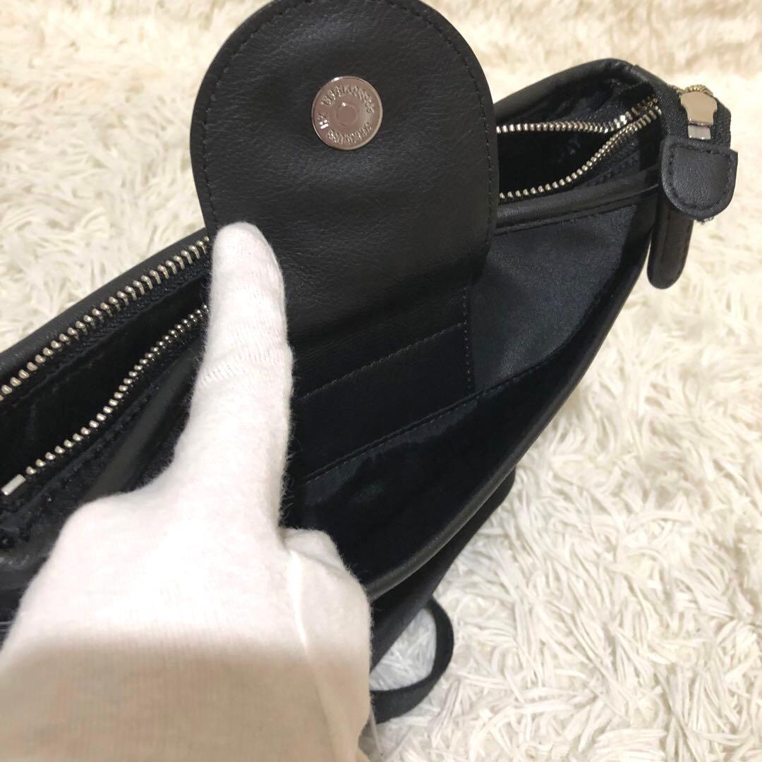 未使用☆ハンティングワールド ショルダーバッグ　 ブラック