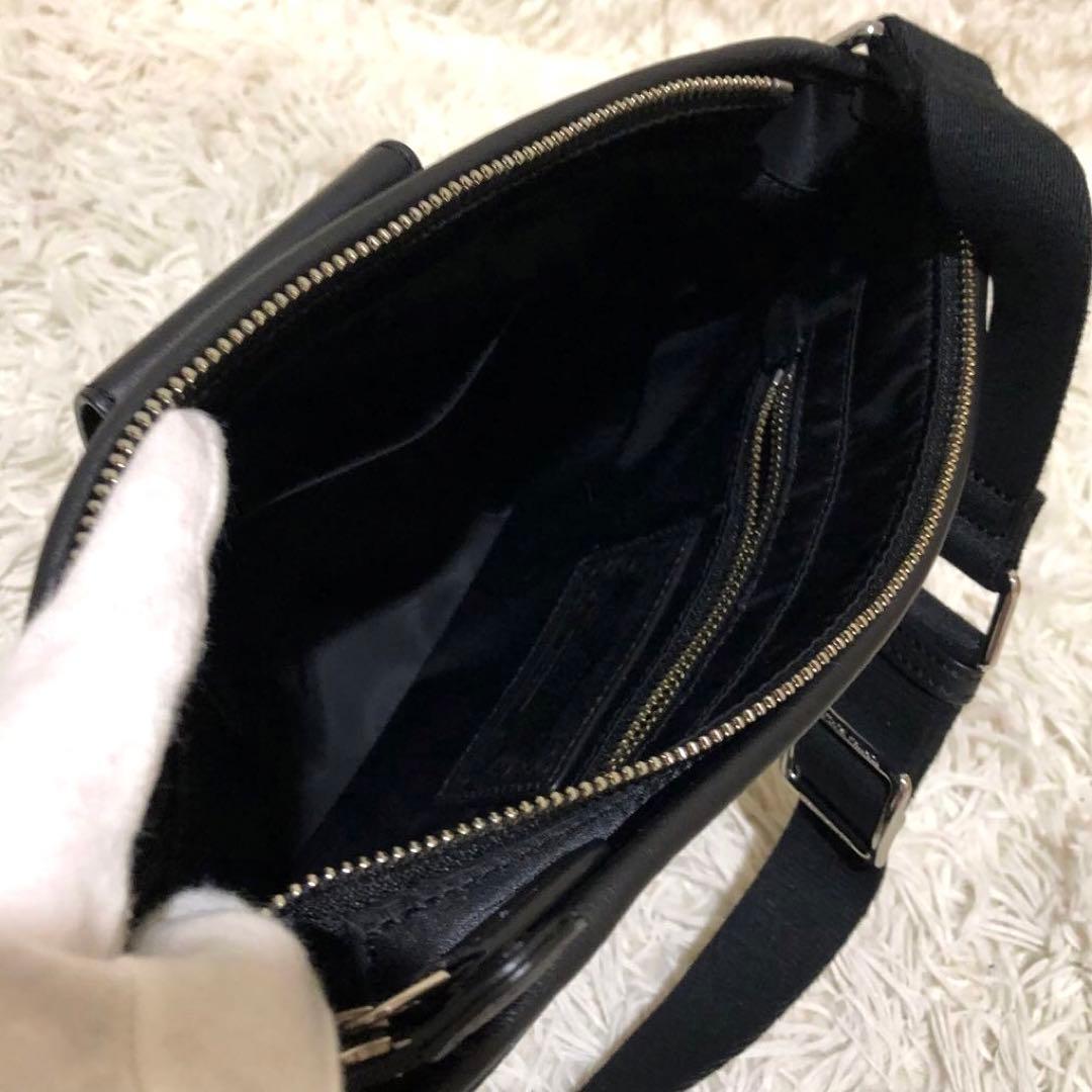 未使用☆ハンティングワールド ショルダーバッグ　 ブラック