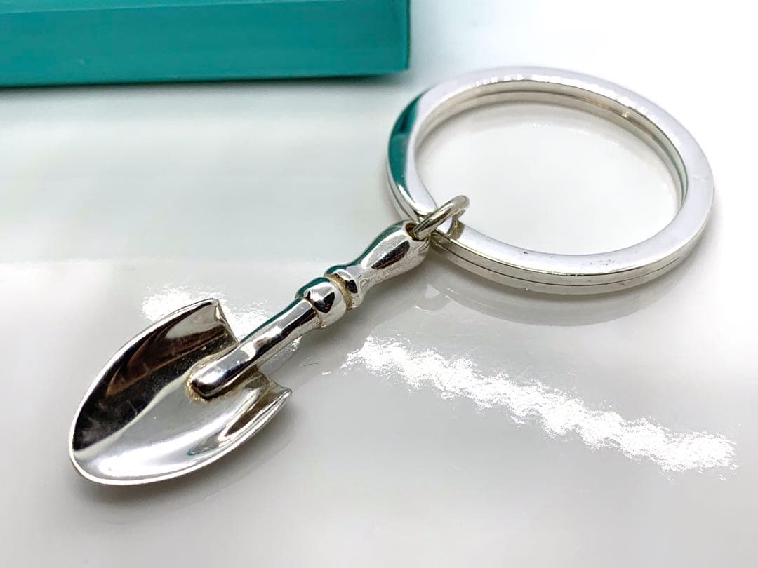 ティファニー　スコップ　キーリング