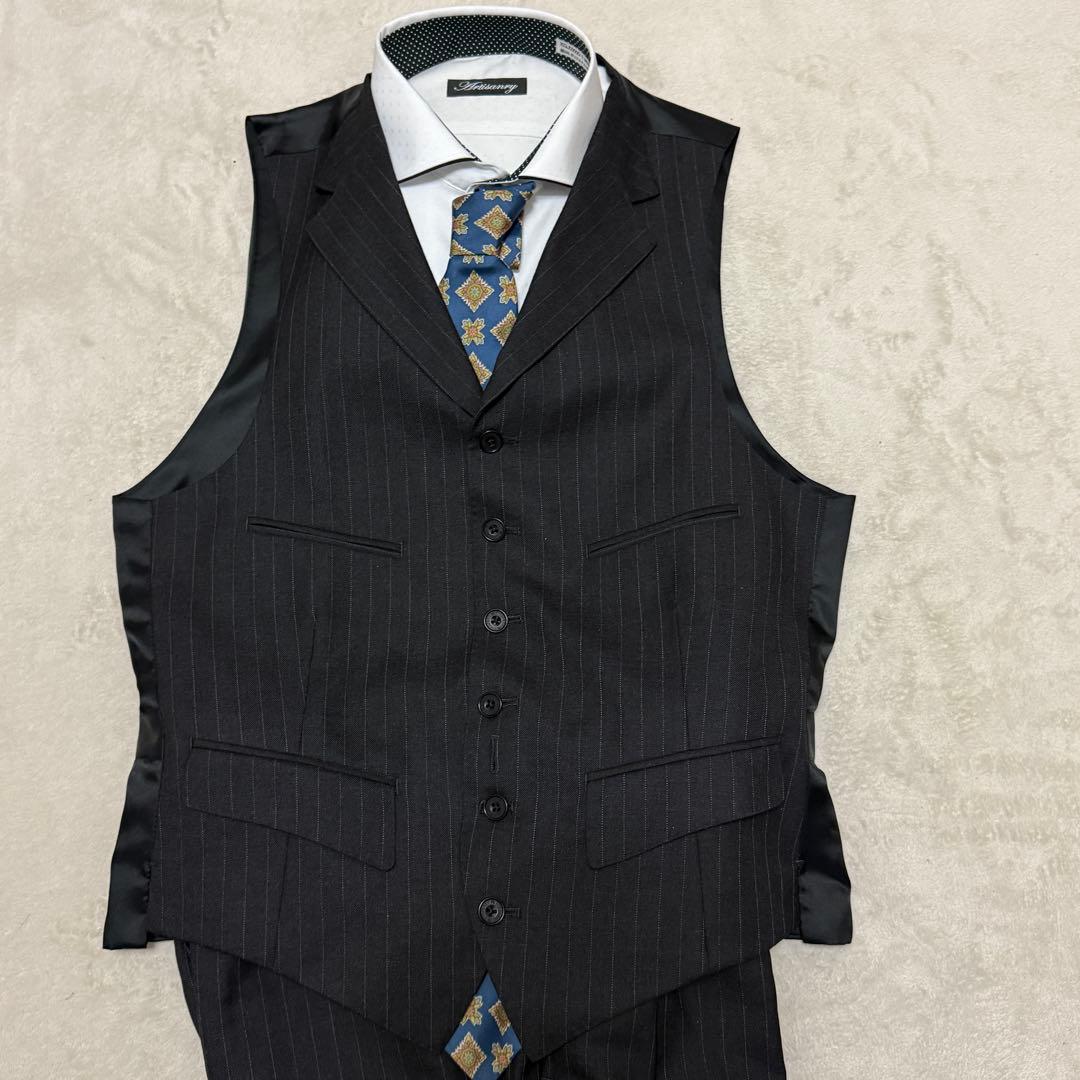 美品　バーバリーブラックレーベル　3ピース L ダークグレー　セットアップスーツ