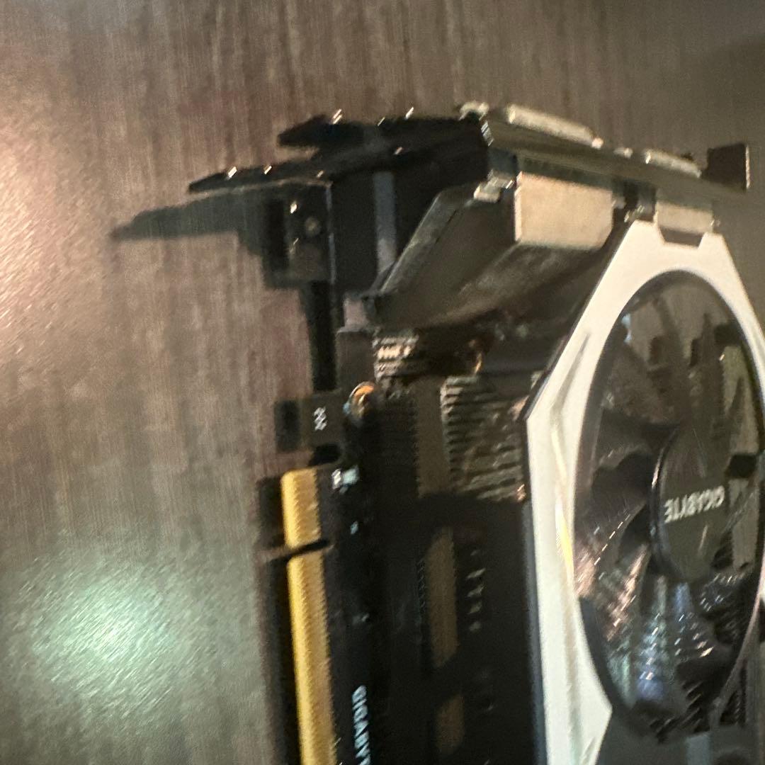 ジャンク GV-N98TG1 GAMING-6GD