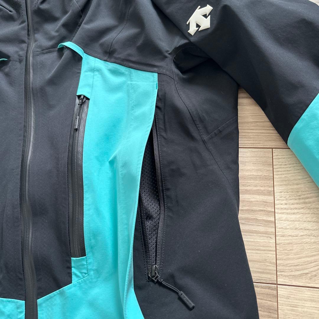 専用　DESCENTE スキーウェア　上下セット　L サイズ　デサントチーム