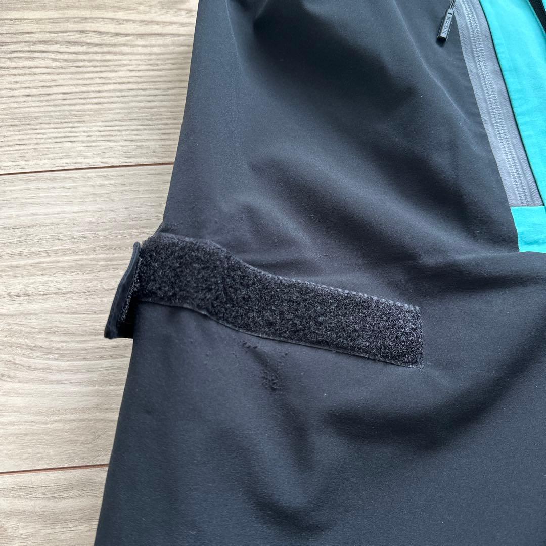 専用　DESCENTE スキーウェア　上下セット　L サイズ　デサントチーム