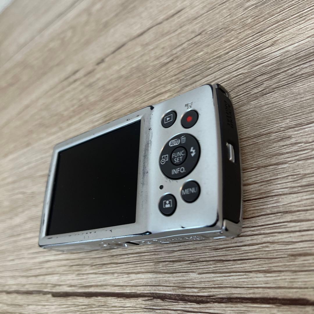 3188 Canon IXY 200 シルバー デジカメ ジャンク品