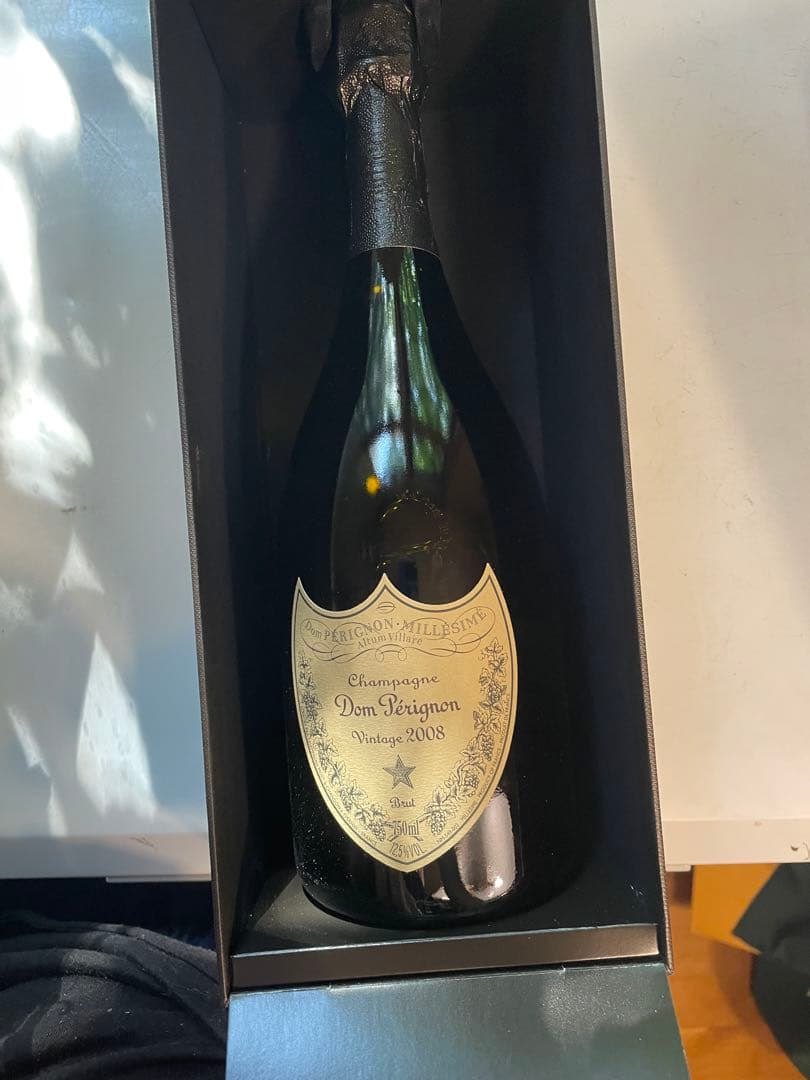 ドンペリニヨン　2008 箱付