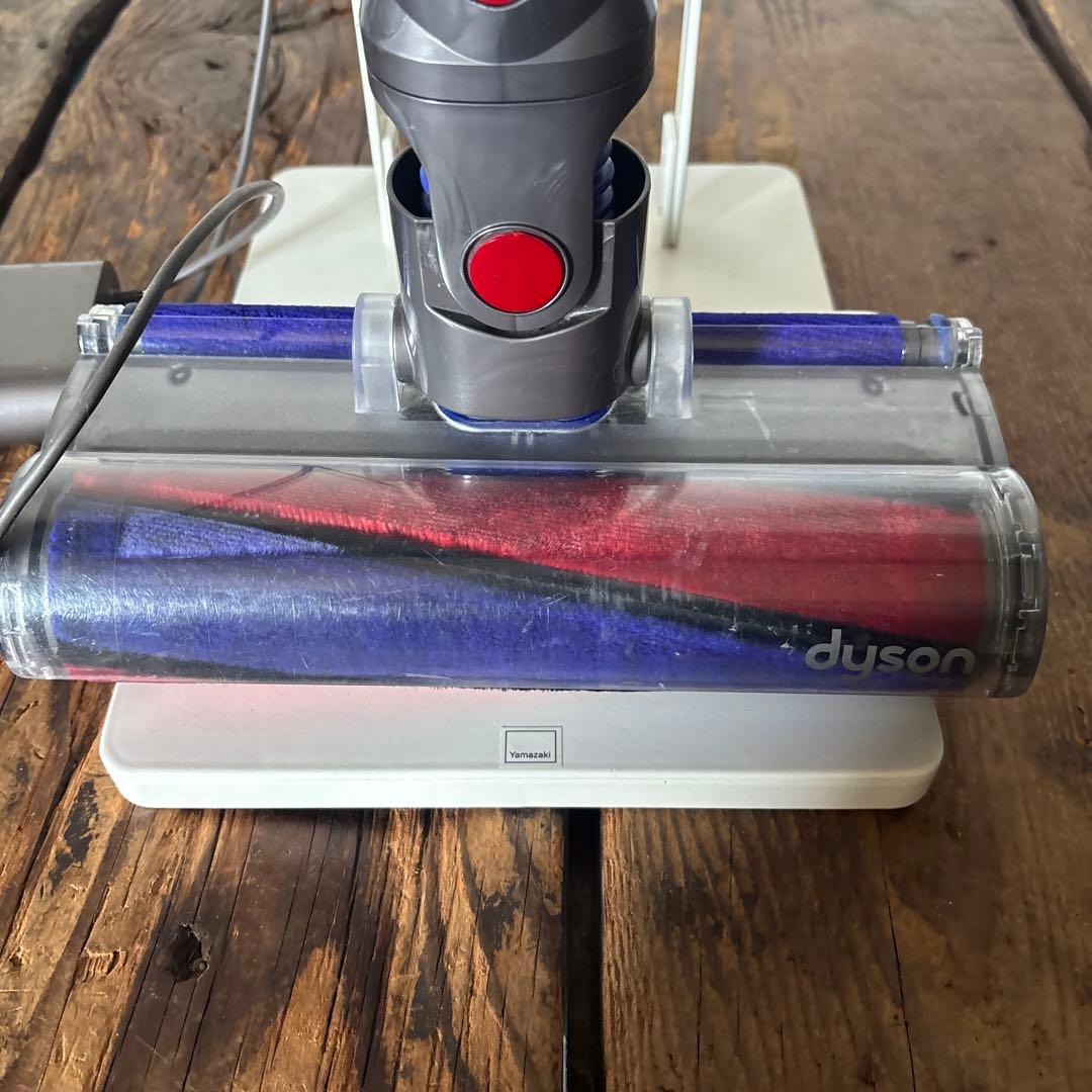 ダイソン dyson V7 fluffy スタンド付