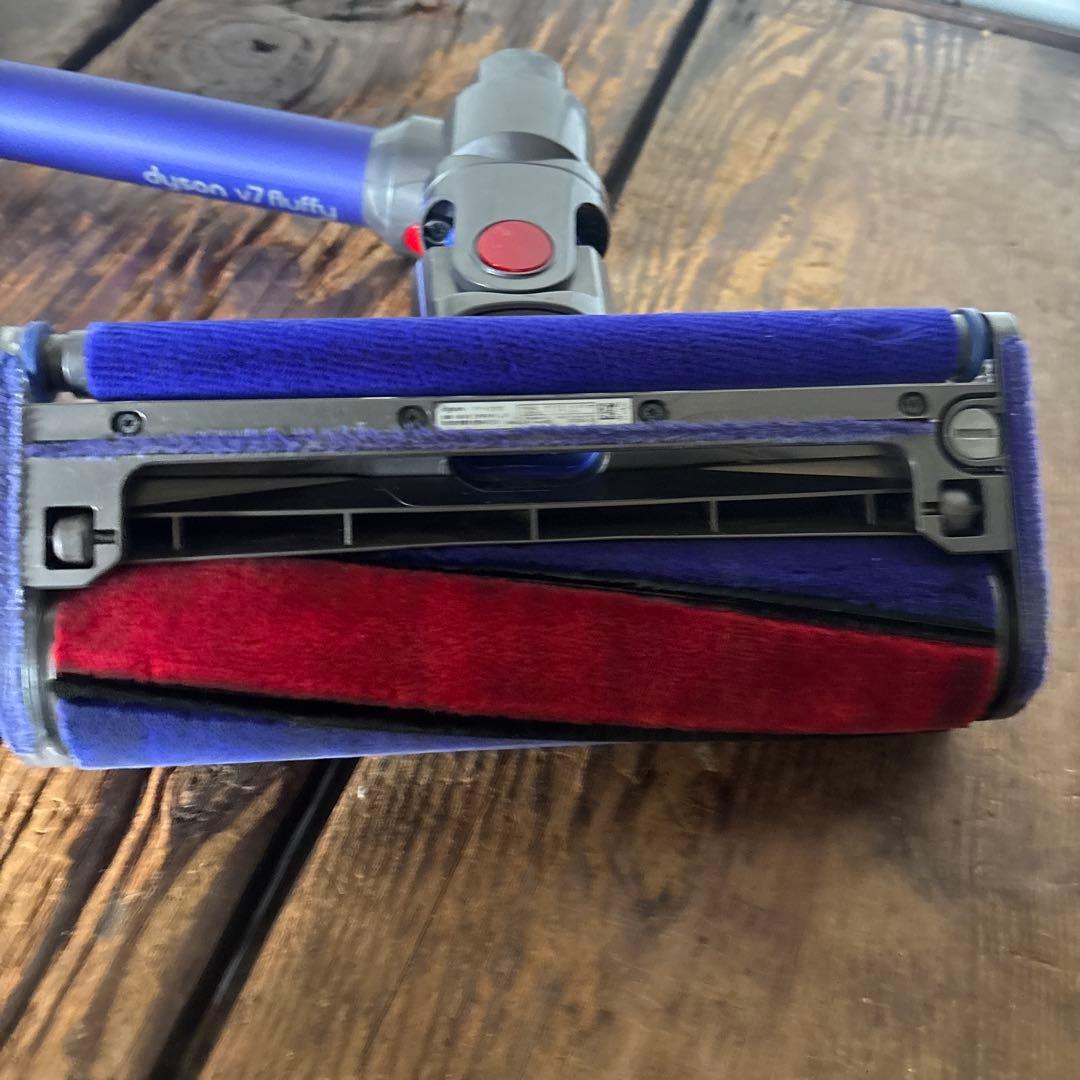 ダイソン dyson V7 fluffy スタンド付