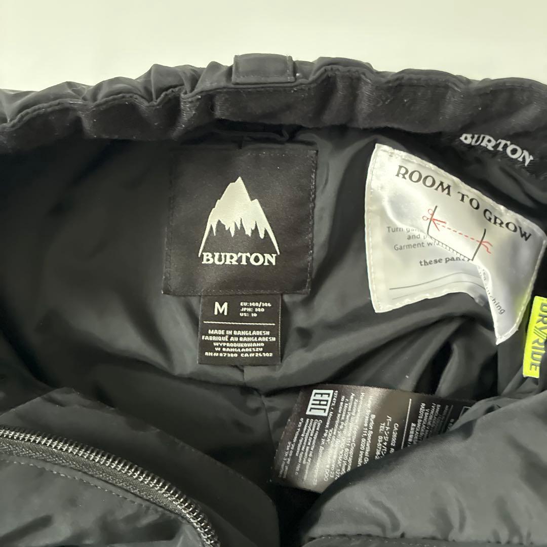 BURTON子ども用スノーボードウェア 上下セット宇宙柄黒　S M