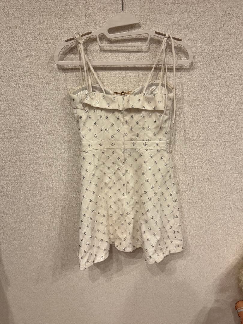 夜*可様 【美品】ジュエルズホワイトドレス