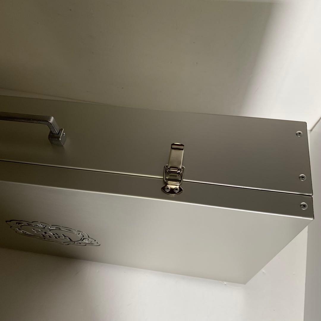 ソウメイ　アタッシュケース　ル　セクストゥール　レッド　ブラック　シルバー