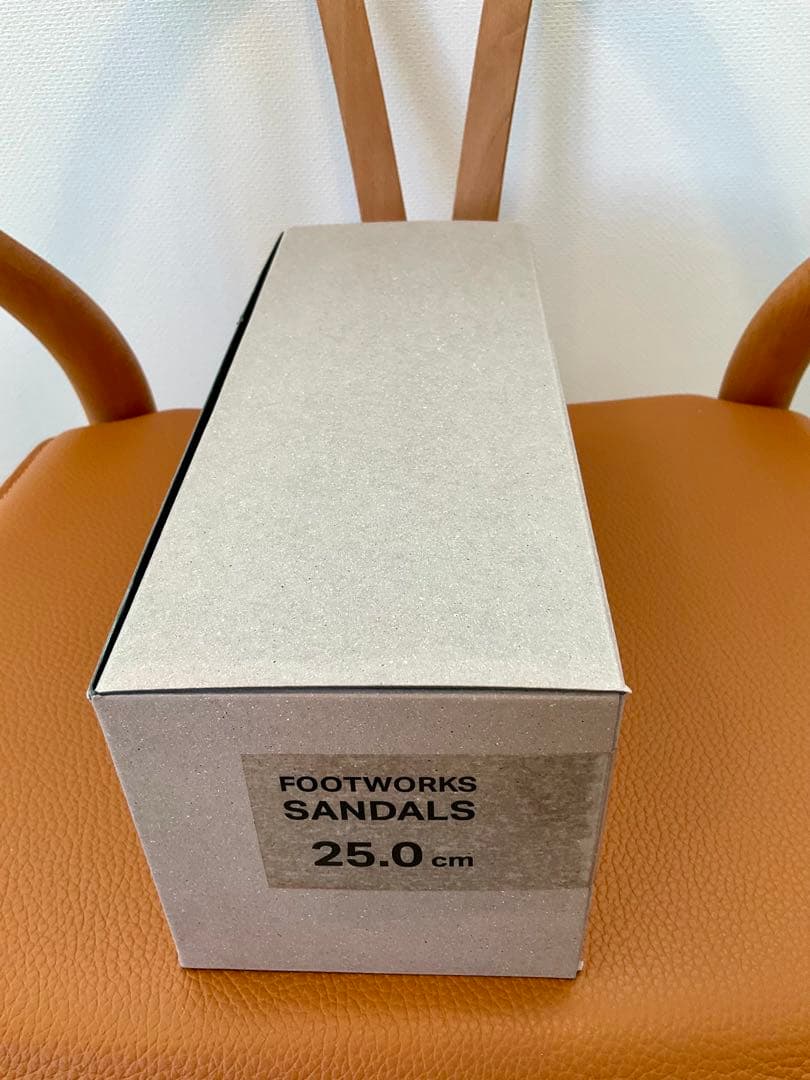 [sia4108] FOOTWORKS サンダル 25cm comoli