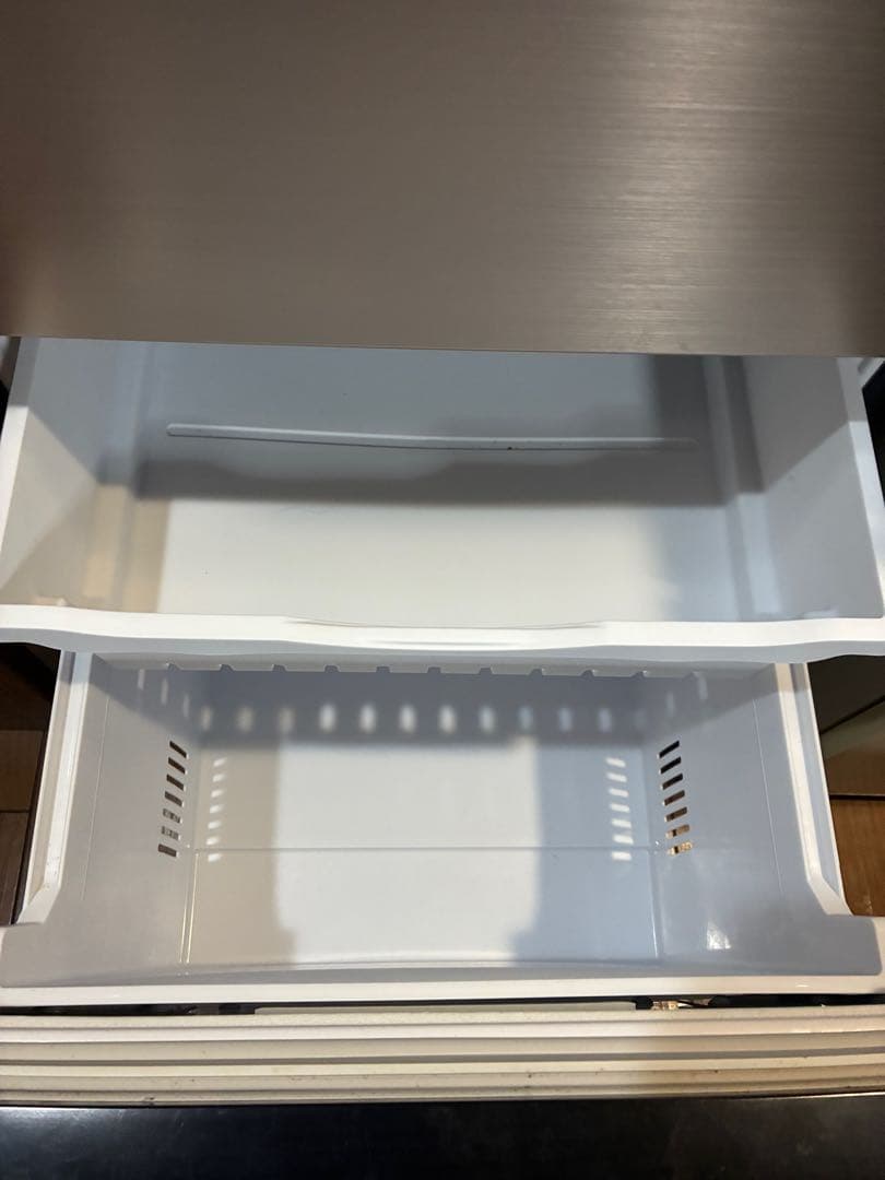 最終値　HITACHI 冷蔵庫 265L 中型 R-27SV 右開き　2023年