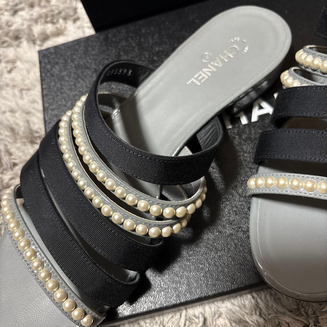 CHANEL パール装飾 ミュール ブラック