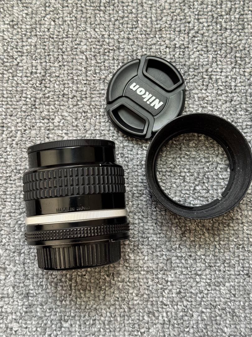 レンズ(単焦点) Nikkor 85mm f/2 Ai-s