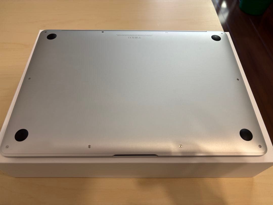 （美品）MacBook Air 13-inchシルバー （2020）
