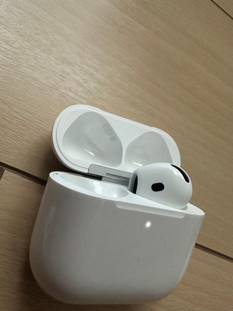 【美品】AirPods 4 2026年1月購入