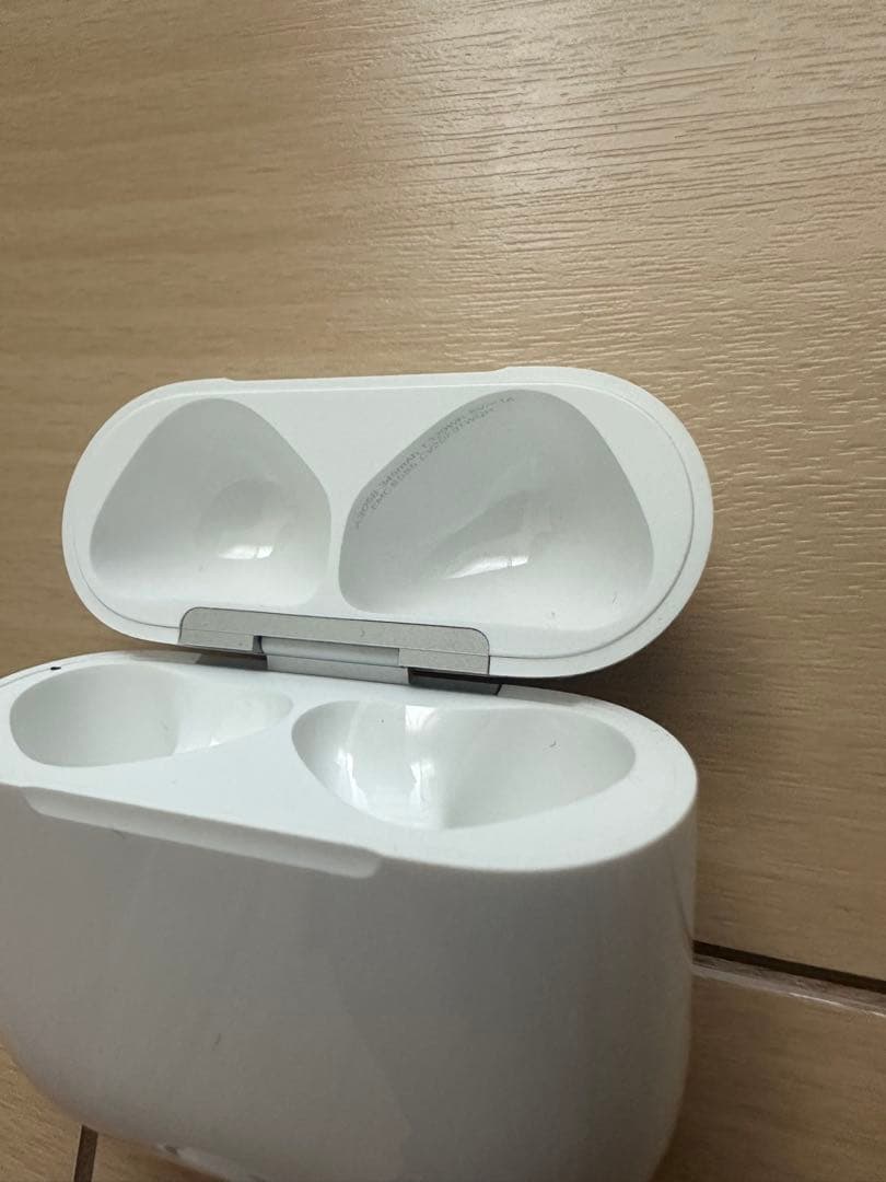 【美品】AirPods 4 2026年1月購入