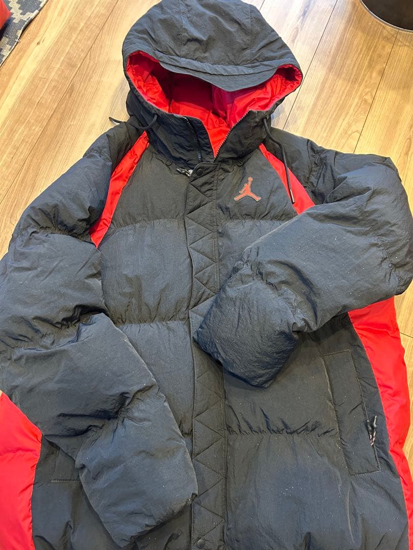 美品　Jordan ダウンジャケット XL 黒/赤　貴重なXL