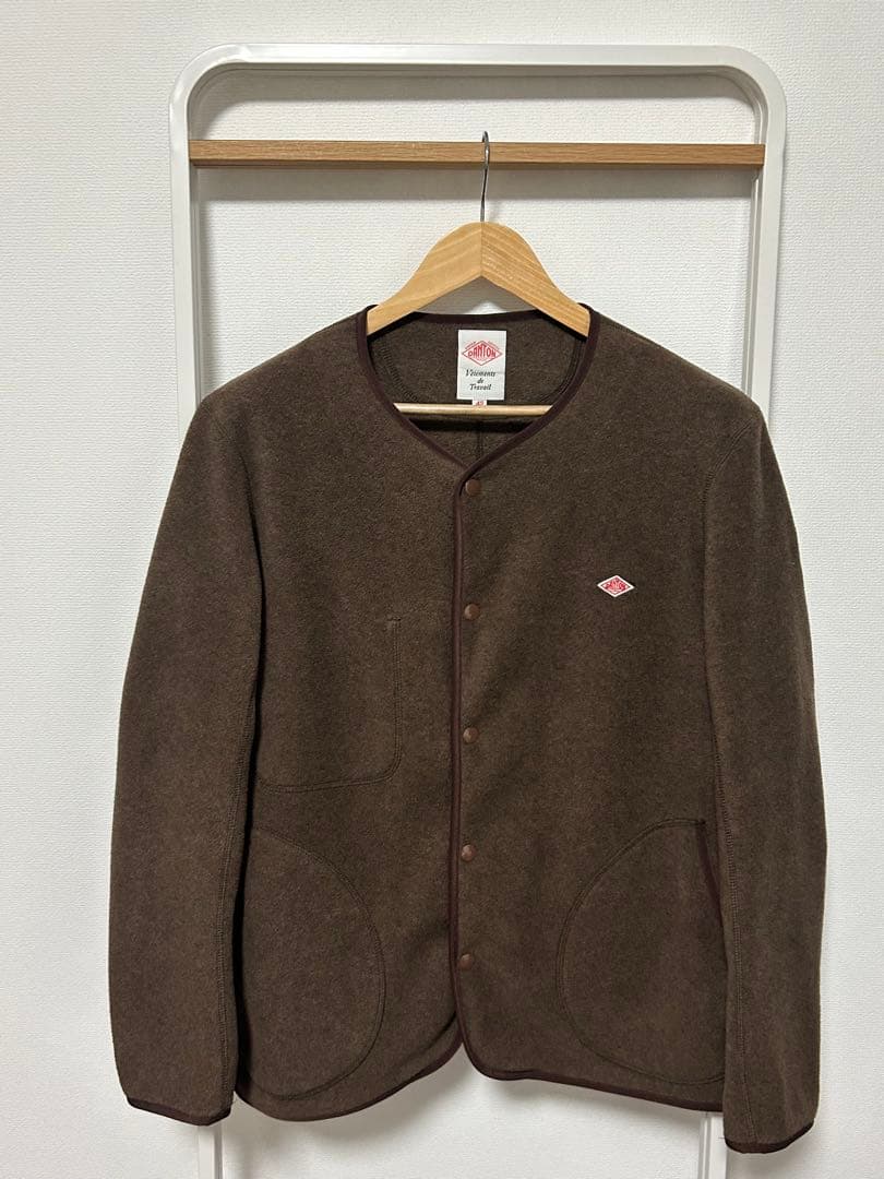 ダントン ノーカラージャケット ブラウン