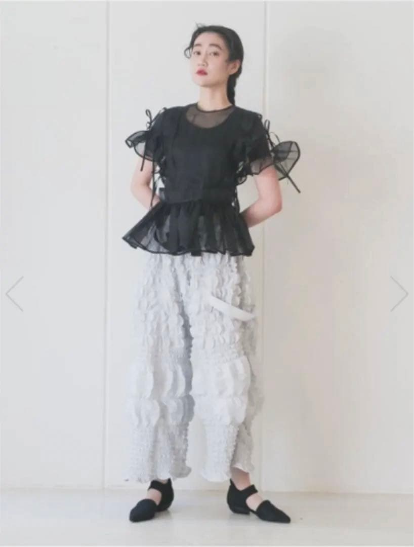 AKIKOAOKI アキコアオキ　ポップコーンプリーツパンツ