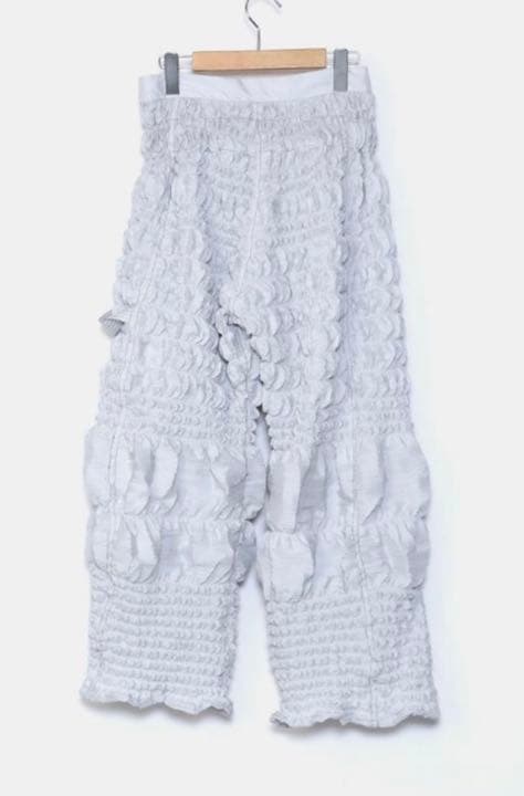 AKIKOAOKI アキコアオキ　ポップコーンプリーツパンツ