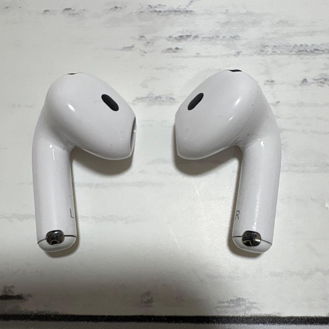 Apple AirPods 4 (ANC) 本体ノイズキャンセリング搭載　 中古