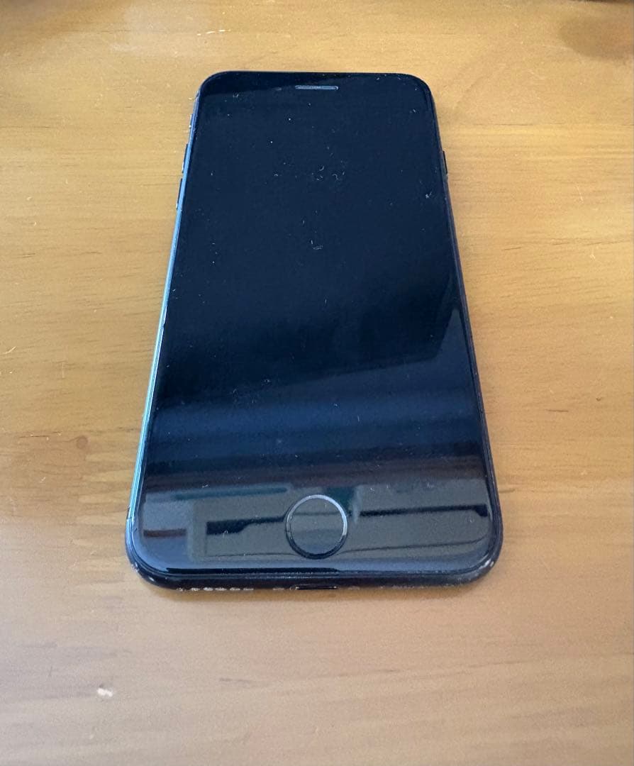 ぽ*よ様 iPhone SE （第2世代）