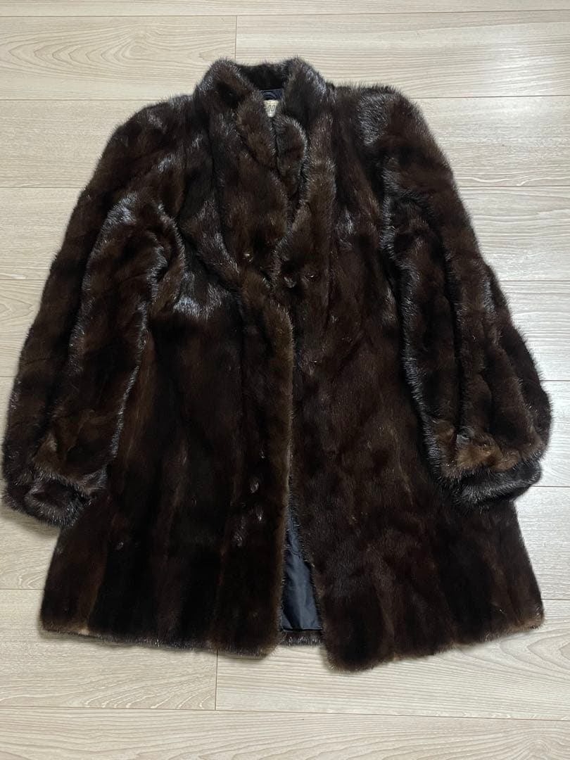 サ*コ様 ブラックジュエル Black Jewel ミンクコート リアルファー