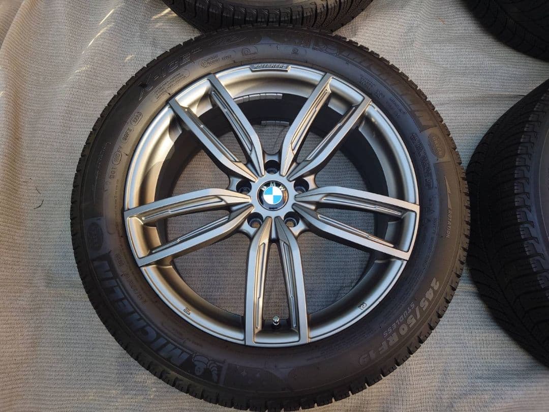 【ミケチャ】スタッドレスタイヤ ホイール