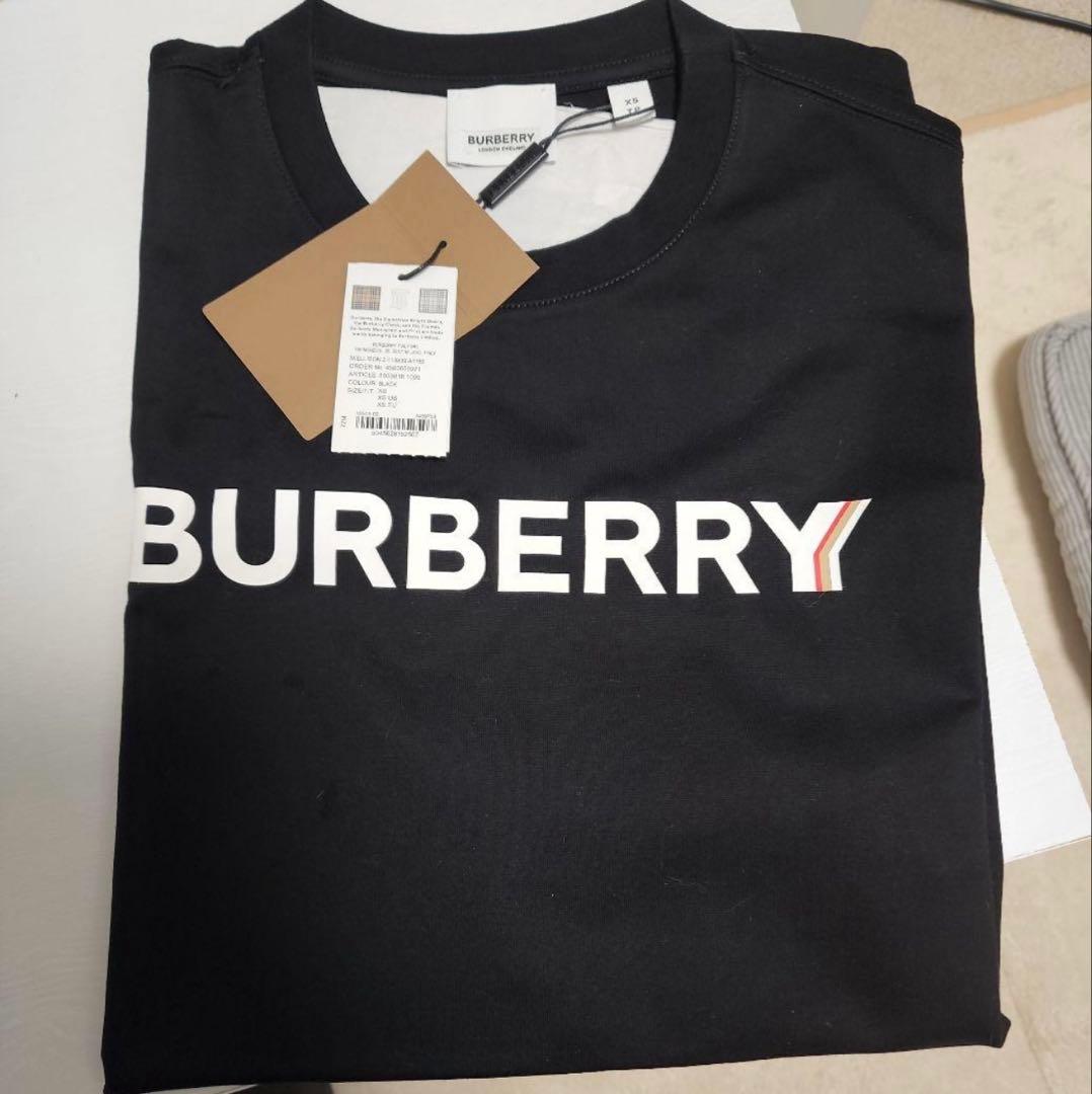 BURBERRY ブラック Tシャツ XS