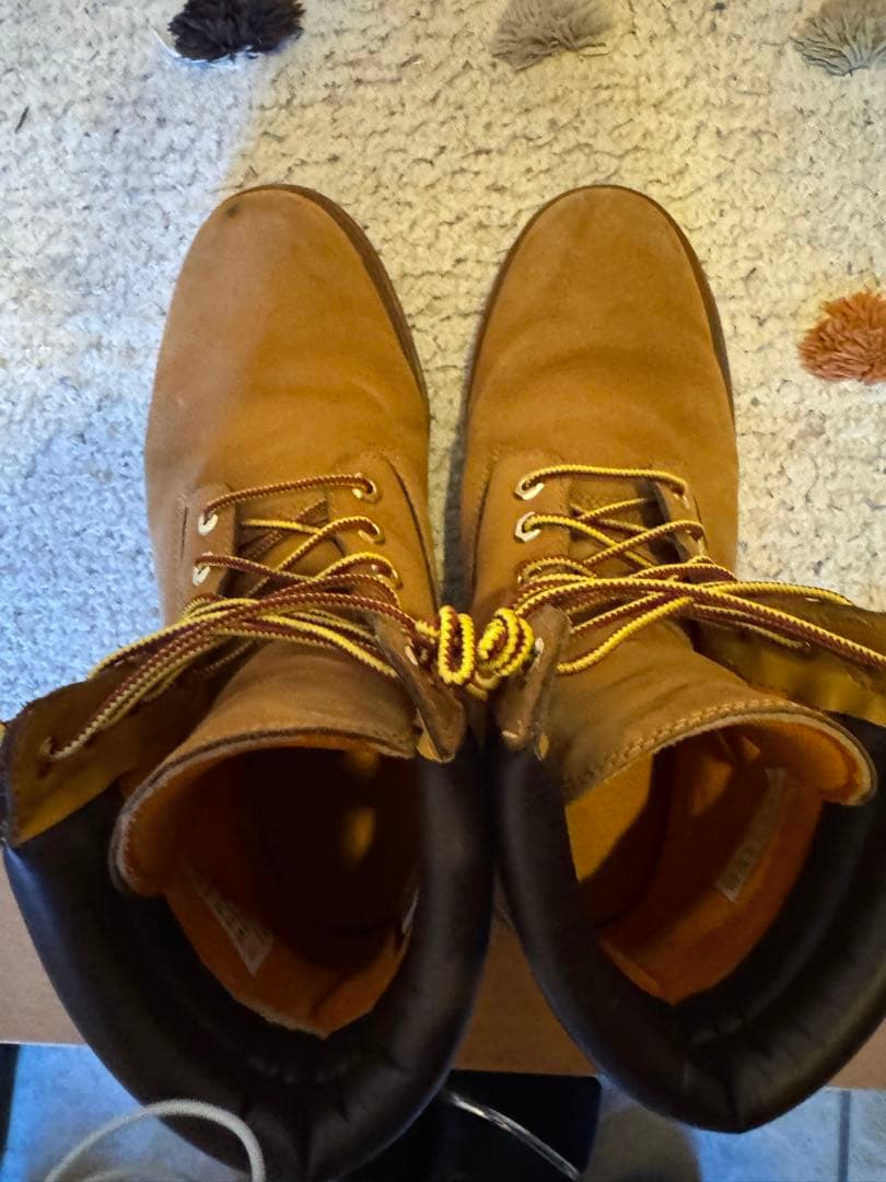 Timberland イエロー　6インチブーツ