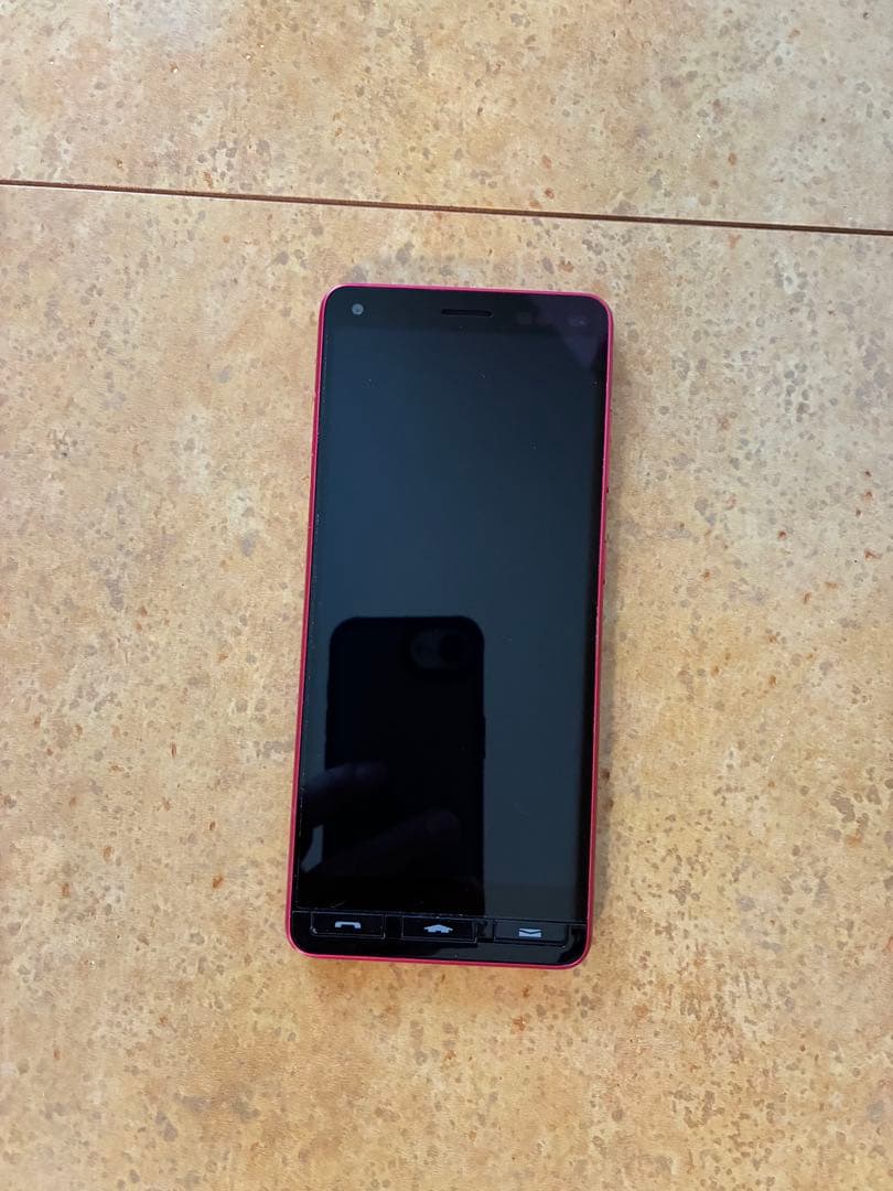 Y!mobile かんたんスマホ2+ 赤