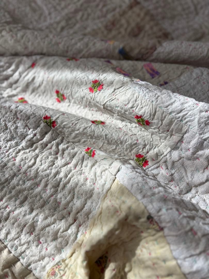 【稀少カラー】大判ラリーキルト　インド刺繍　カンタ　ヴィンテージ　パッチワーク